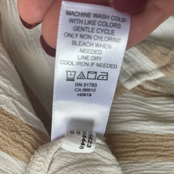 Maurices Khaki Stripe Flutter Sleeve Top, Size XS, 100% Rayon, Girl's Night Out - Picture 7 of 8